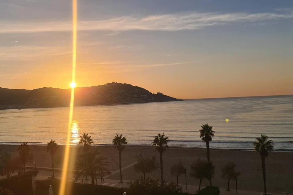 Sunsetmare Vacational Apartment Roses Esterno foto
