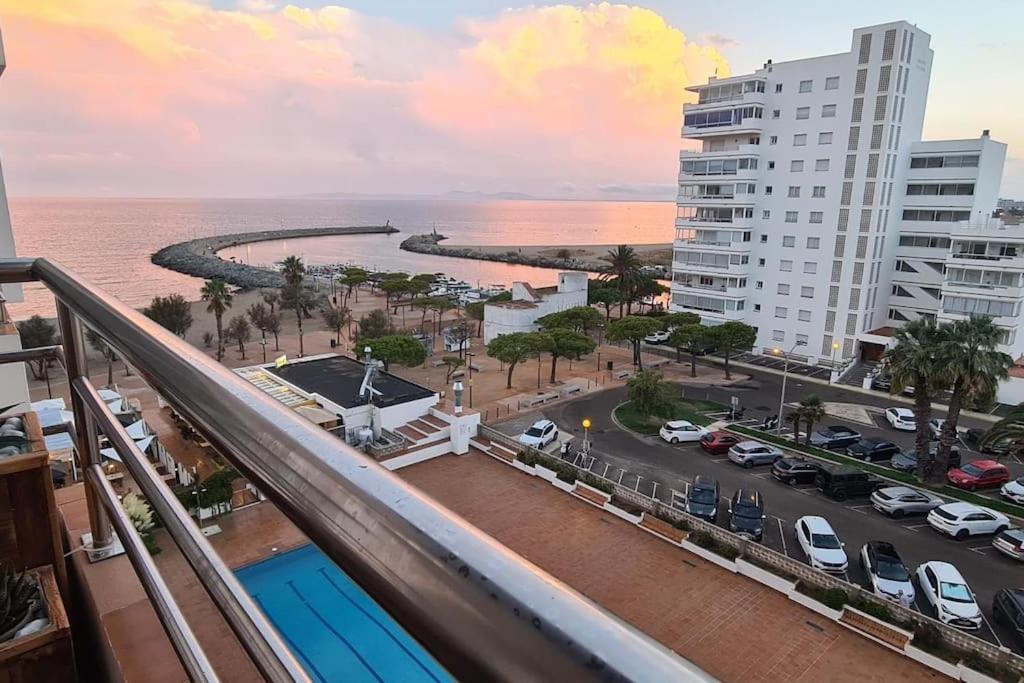 Sunsetmare Vacational Apartment Roses Esterno foto