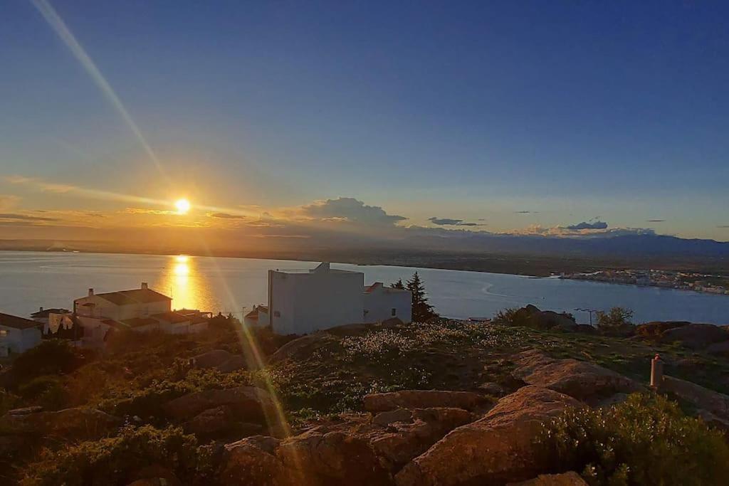 Sunsetmare Vacational Apartment Roses Esterno foto